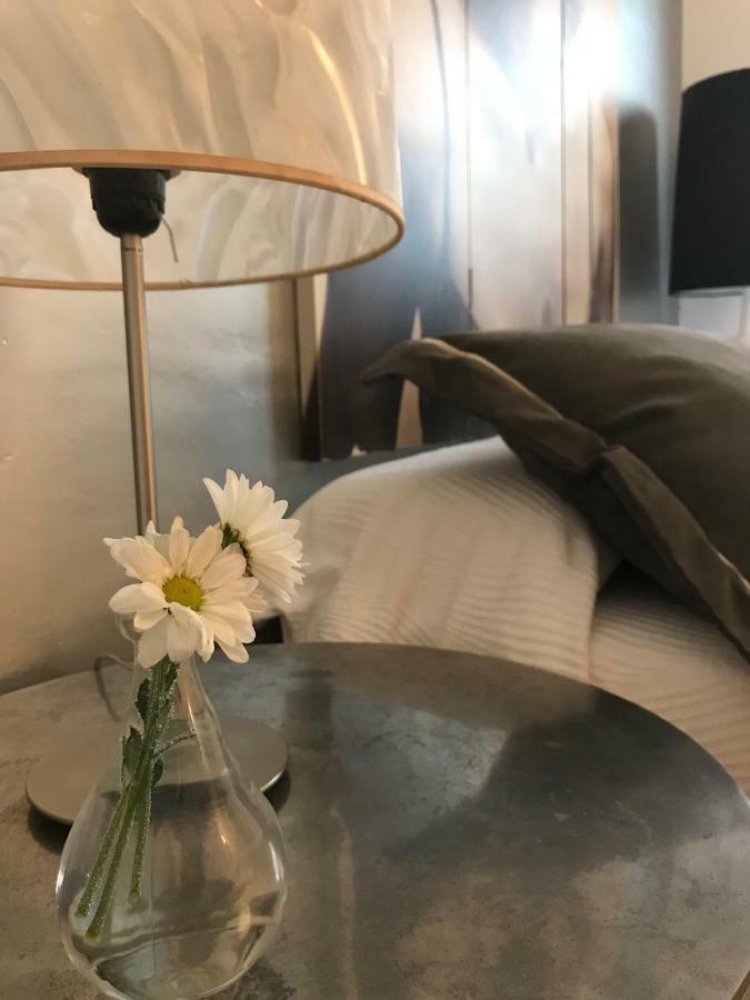 Apartamento Cadiz De Cine Ngoại thất bức ảnh